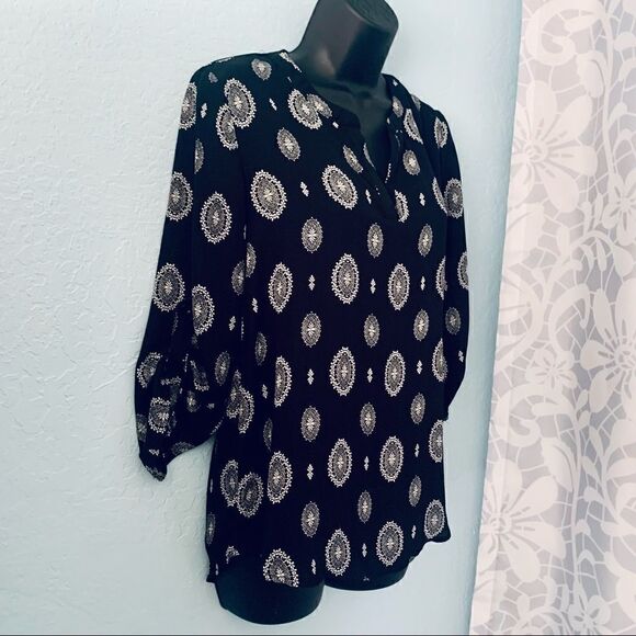 Pink Republic Floral Print Blouse. Size XS - Picture 2 of 14